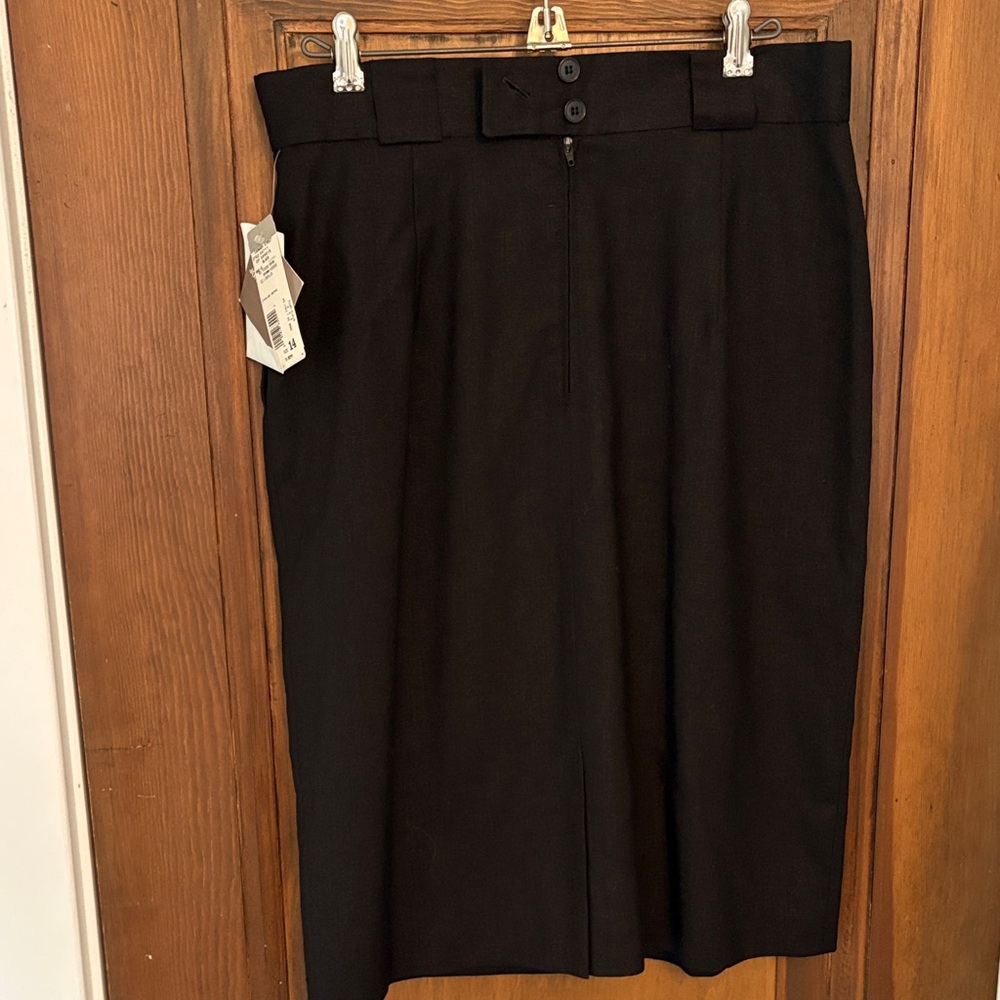 Classic Black Pencil Skirt - Women's